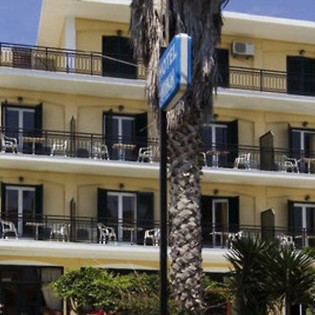 Niki Hotel Samos Town Exterior foto
